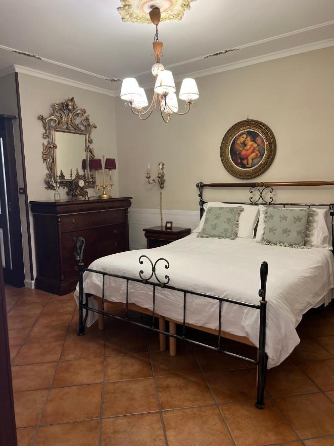 Mira Mare Suite Неаполь Екстер'єр фото